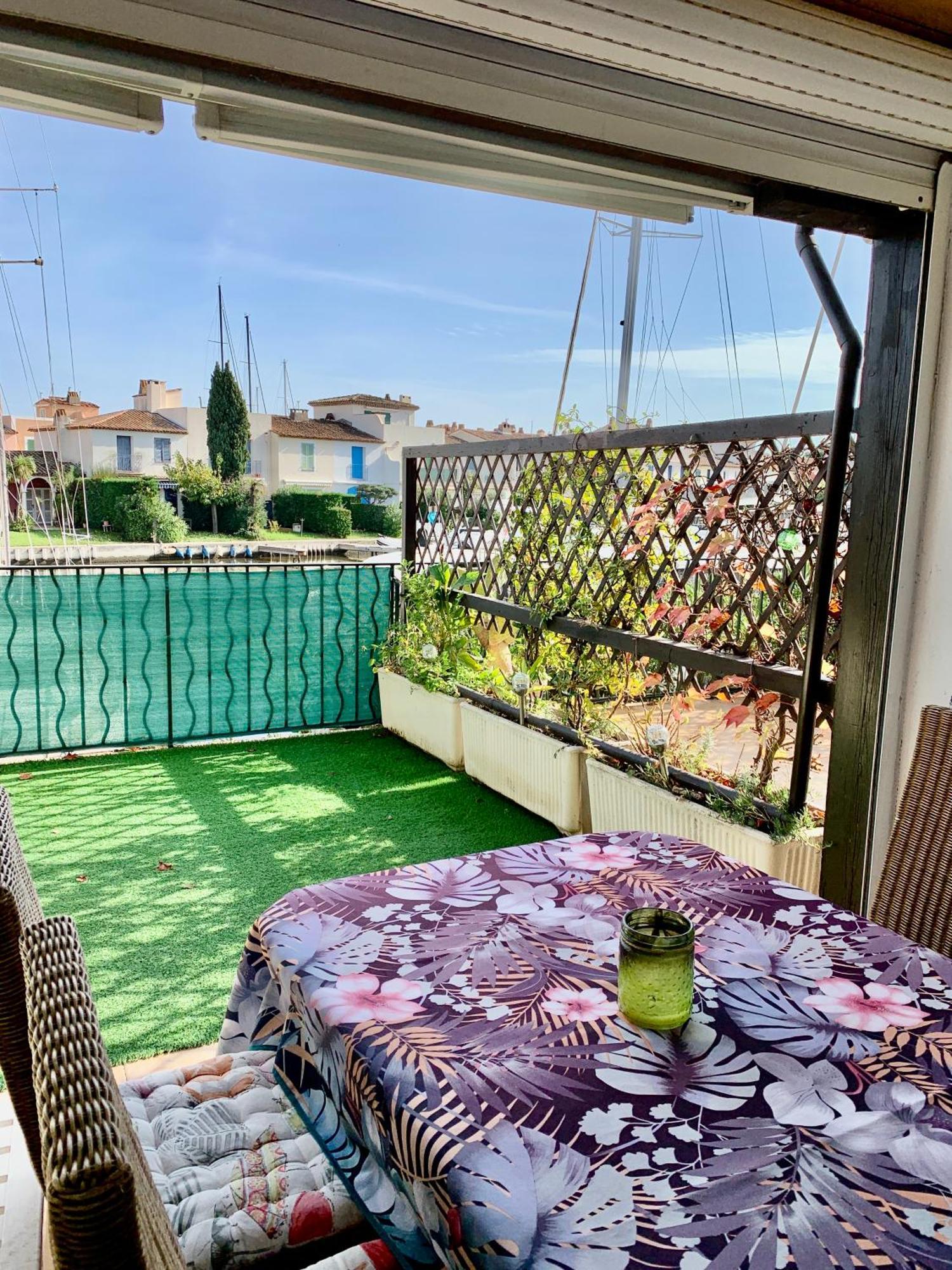 Appartement Rue De L'Amarrage A Port Grimaud Avec Terrasse Vue Canaux Et Garage 外观 照片